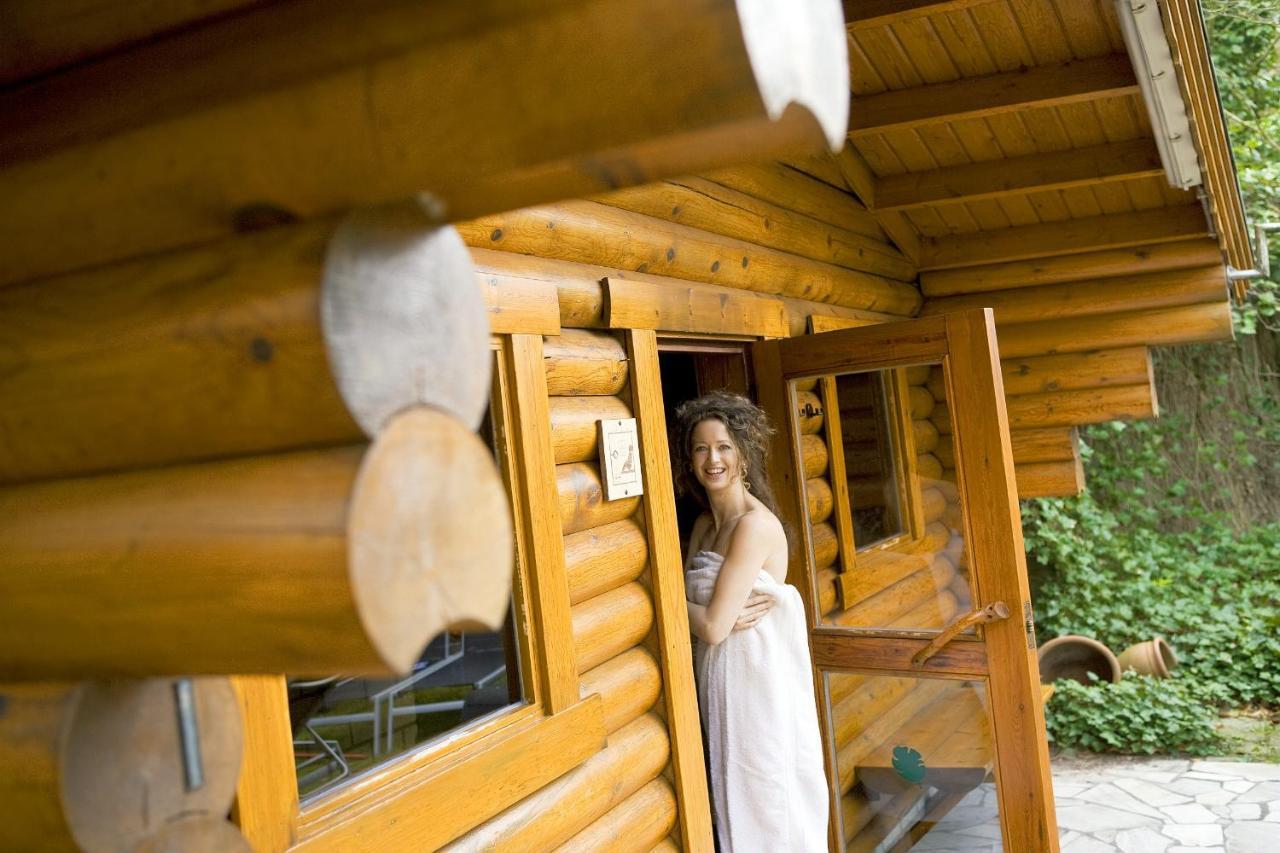 Hotel Bispinger Heide By Center Parcs Bispingen Esterno foto